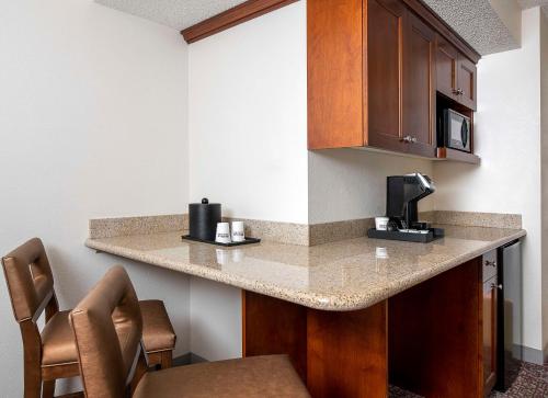 hilton garden inn cleveland downtown