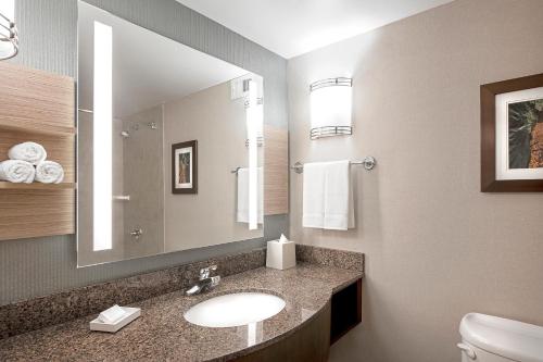 hilton garden inn cleveland downtown