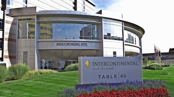 Intercontinental Cleveland By Ihg,Cleveland>>Burke Lakefront Airport,5 star