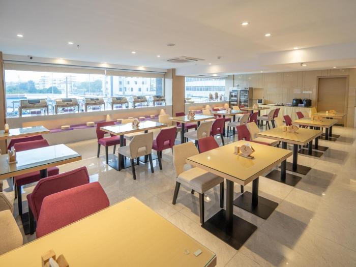 lavande hotel zhongshan nanlang light rail station
