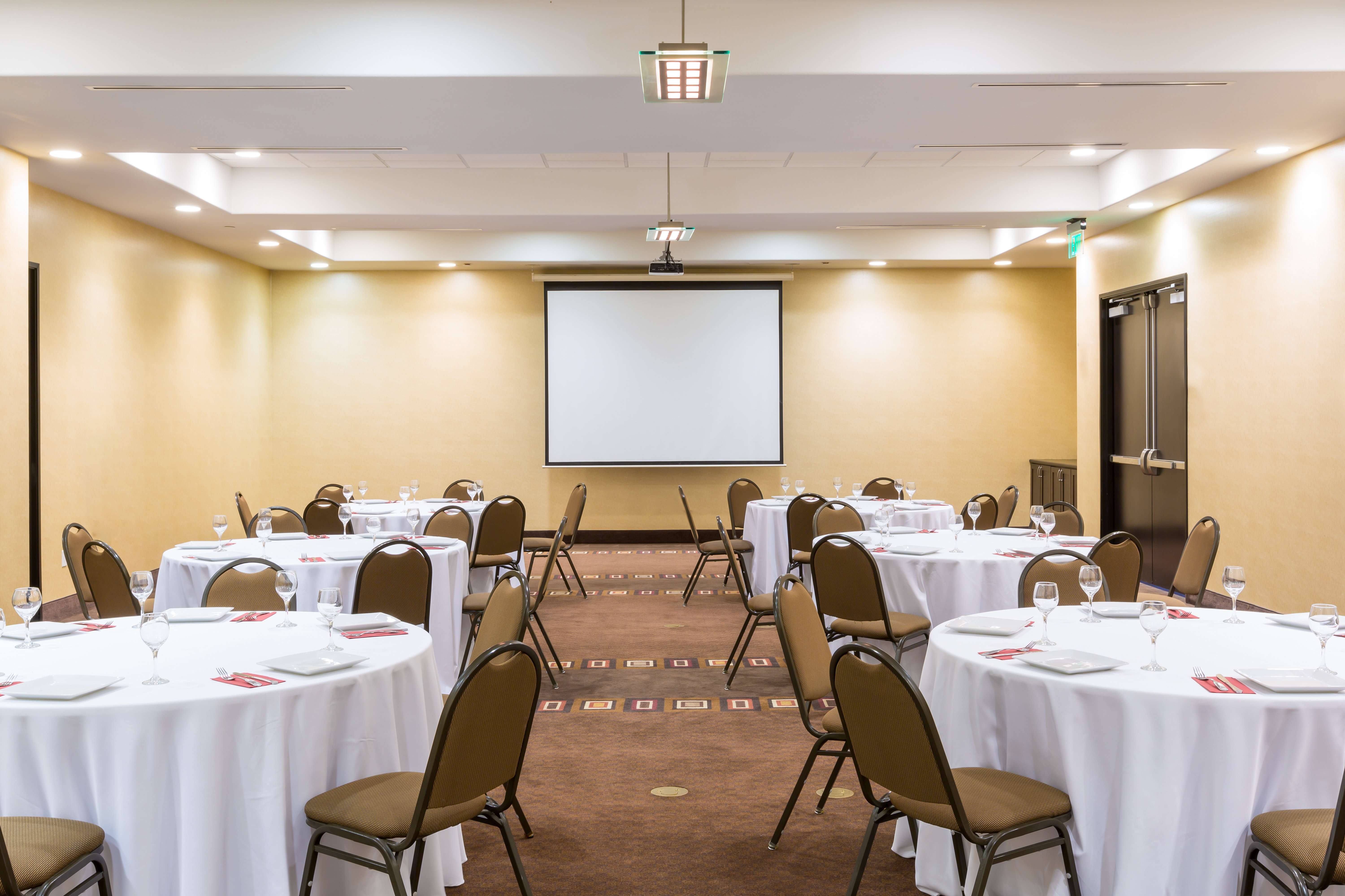 holiday inn temple belton by ihg