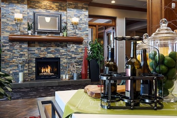 Hilton Garden Inn Clifton Park,Ballston Lake>>Clifton Park,3 star
