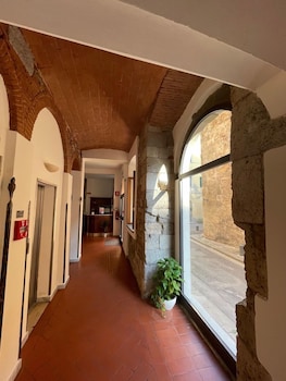 Hotel Caffe Verdi - 24 Hours Reception,Massa Pisana>>Cascina,3 star