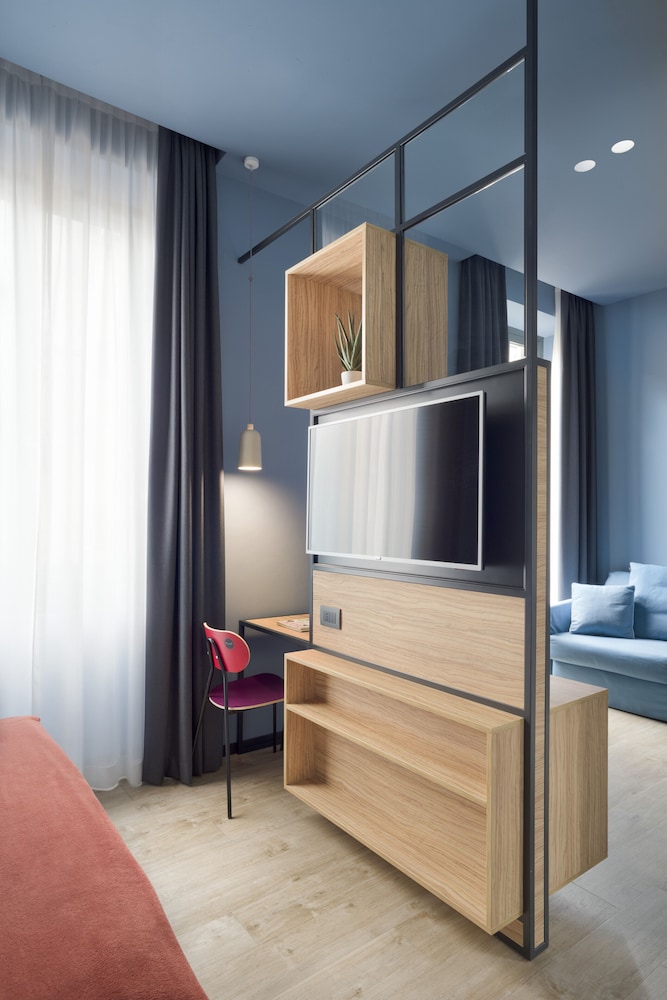 The Poet Hotel,Genoa>>Framura,4 star