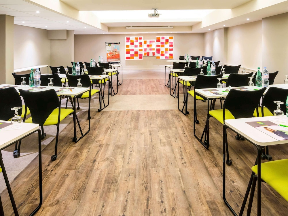 ibis styles annemasse geneve