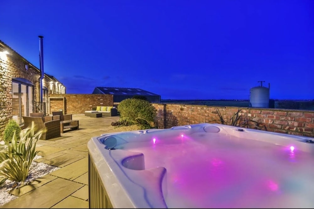 immaculate 4 bed cottage in lincoln