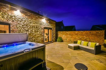 immaculate 4 bed cottage in lincoln