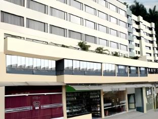 hotel dann combeima