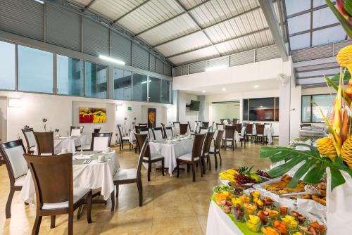 hotel dann combeima