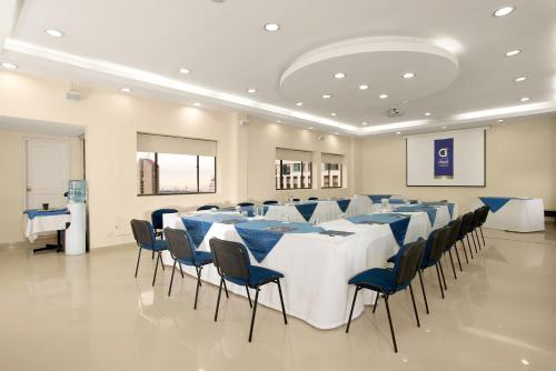 hotel dann combeima