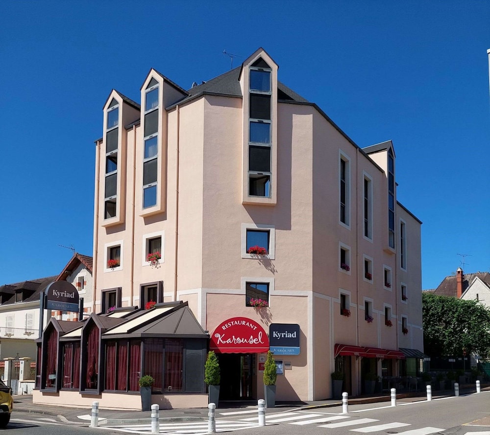 kyriad nevers centre