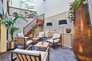 kyriad nevers centre