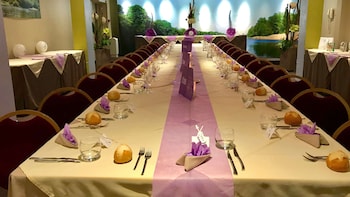 kyriad nevers centre