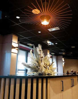 kyriad nevers centre