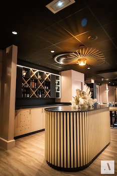 kyriad nevers centre