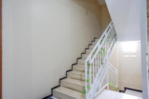 reddoorz near ahmad yani monument park kudus