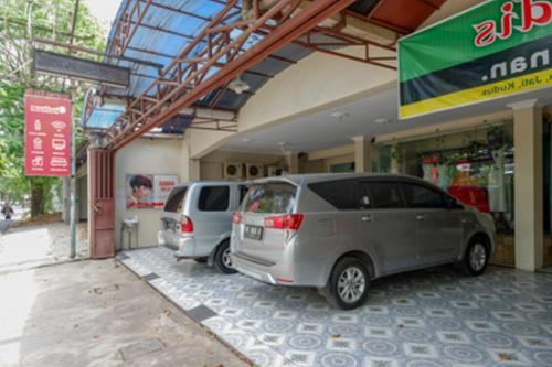 reddoorz near ahmad yani monument park kudus