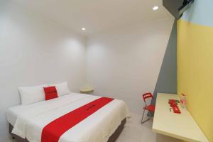 reddoorz taman galaxy bekasi