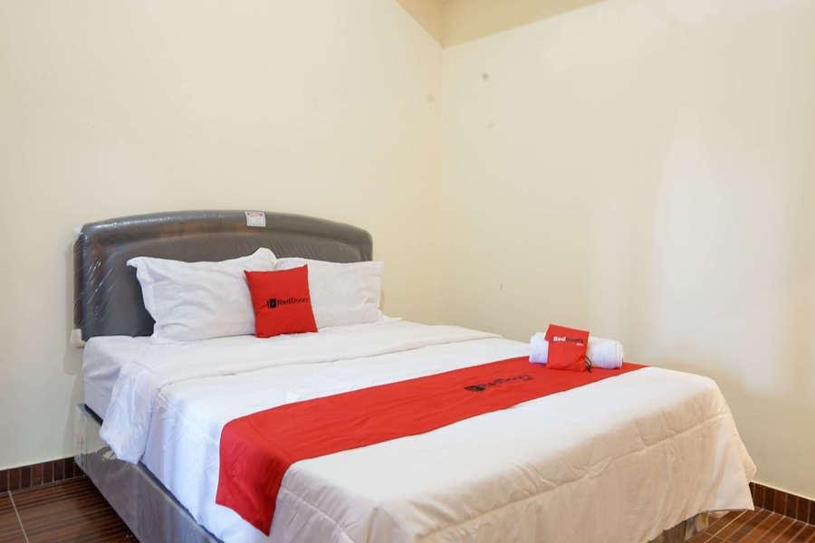 reddoorz near buleleng harbour 2