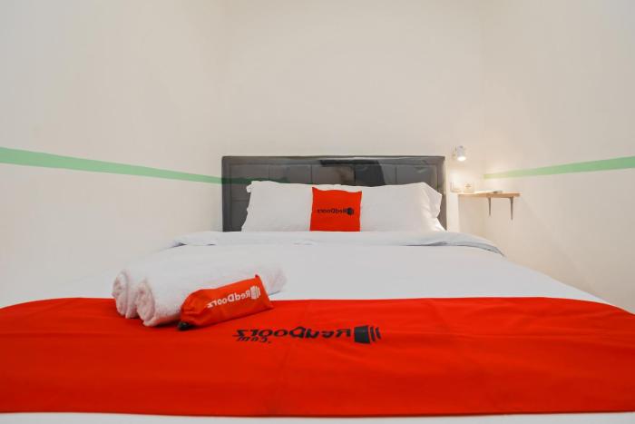 reddoorz taman royal tangerang