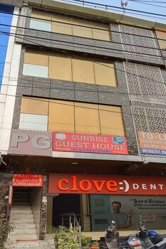 Sunrise Guest House,Palam Vihar,3 star