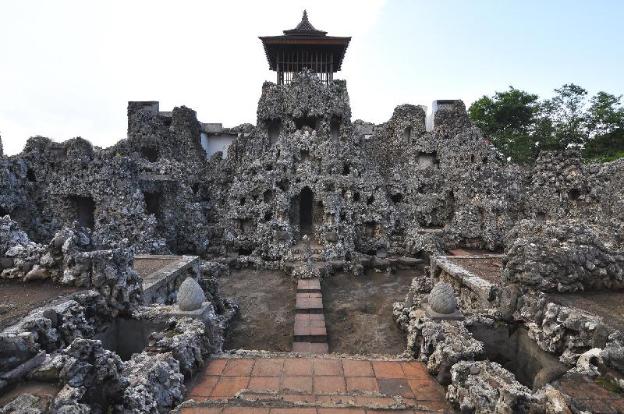 formerly reddoorz syariah plus tuparev cirebon 3