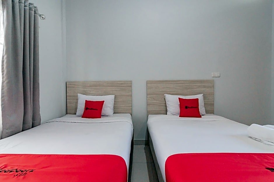 formerly reddoorz syariah plus tuparev cirebon 3