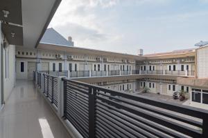 formerly reddoorz syariah plus tuparev cirebon 3