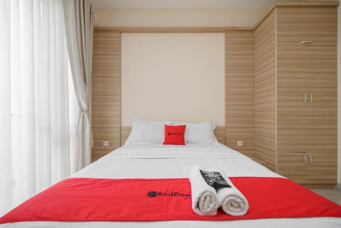 reddoorz syariah plus wisma bougenville karawaci