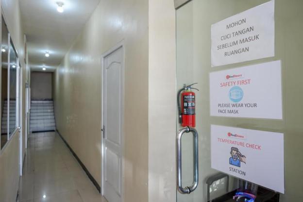 reddoorz jalan setiabudi semarang 2