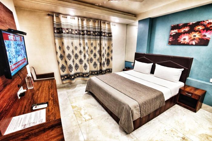airport hotel delhi aerocity