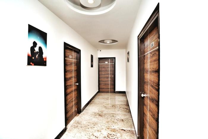 airport hotel delhi aerocity