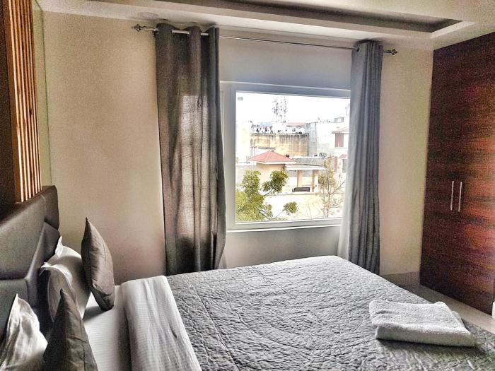 airport hotel delhi aerocity