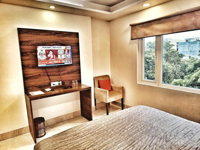 airport hotel delhi aerocity