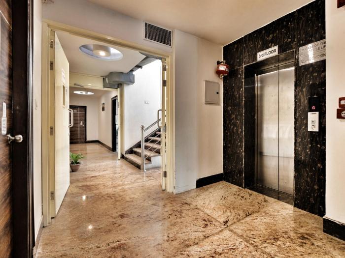 airport hotel delhi aerocity