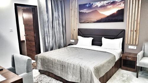 airport hotel delhi aerocity