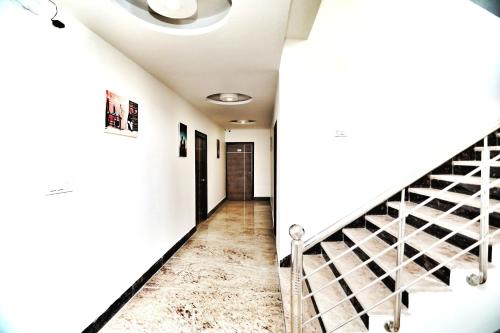 airport hotel delhi aerocity