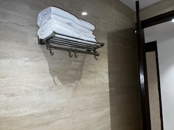 Hotel The Nilsa,Shahdara,3 star