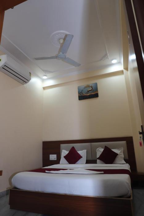 oyo 82686 hotel relax