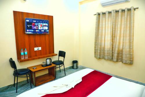 Oyo 82686 Hotel Relax,Rohini Nagar,Jagatpura 7No.Bus Stand,Bnd Icici Ban, 177,2 star
