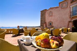 colonna resort a colonna luxury beach hotel porto cervo