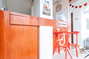 reddoorz near mercado del lago