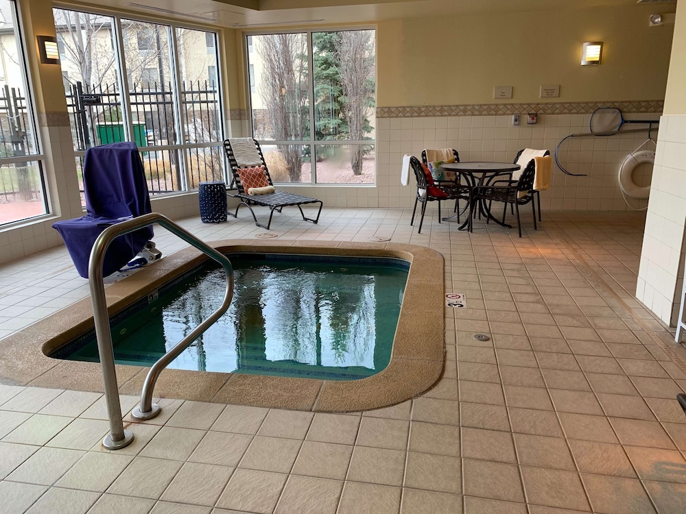 hilton garden inn colorado springs airport