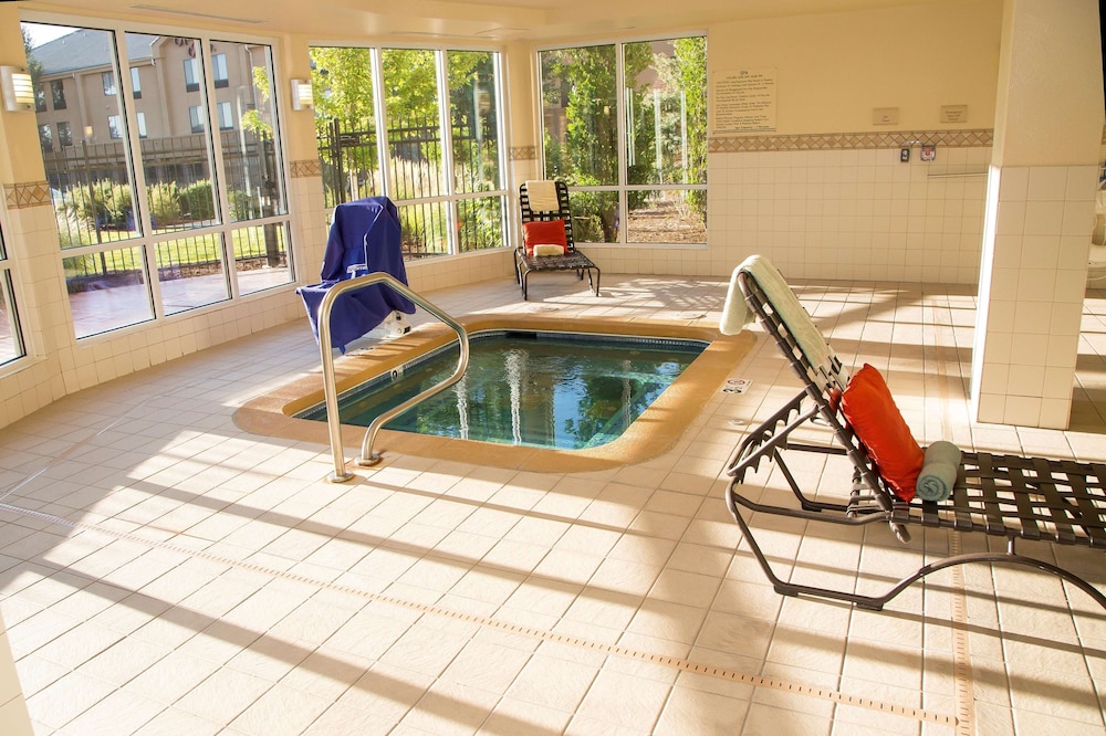 hilton garden inn colorado springs airport