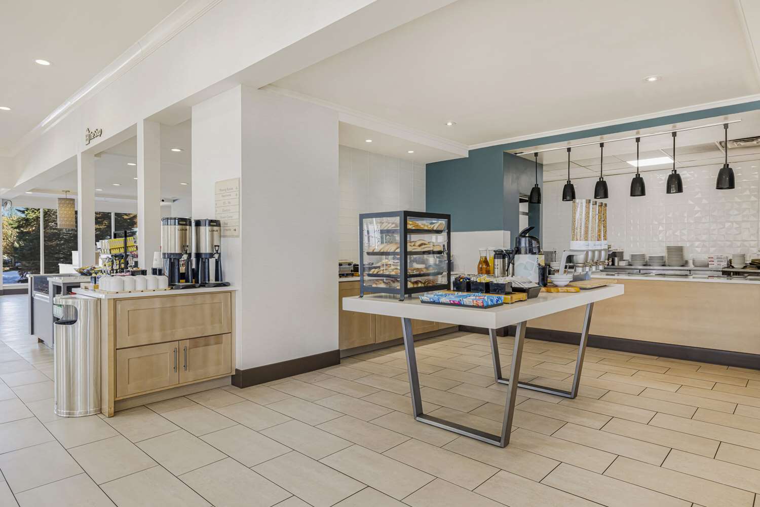 hilton garden inn colorado springs airport