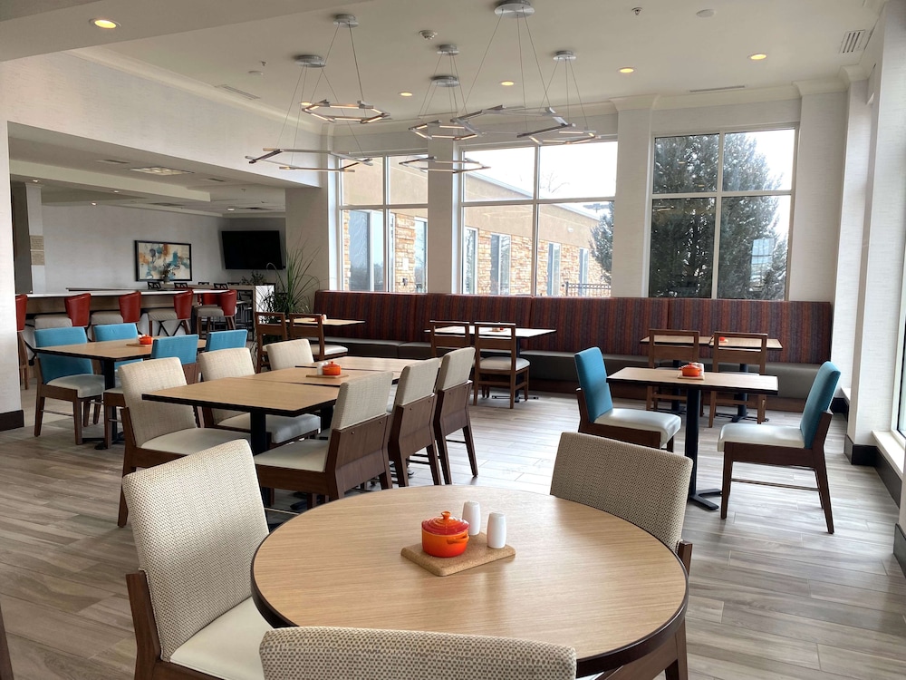 hilton garden inn colorado springs airport