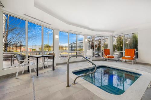 hilton garden inn colorado springs airport