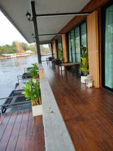 rimwang the river life