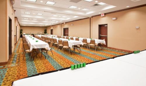 holiday inn columbia east by ihg