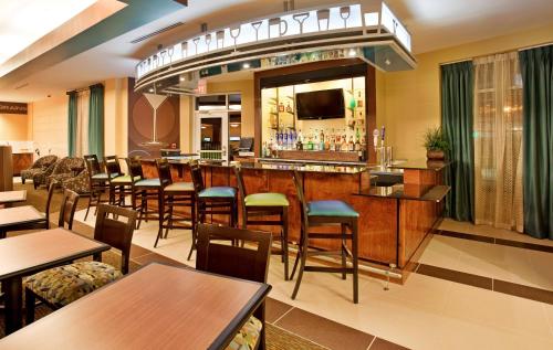 holiday inn columbia east by ihg